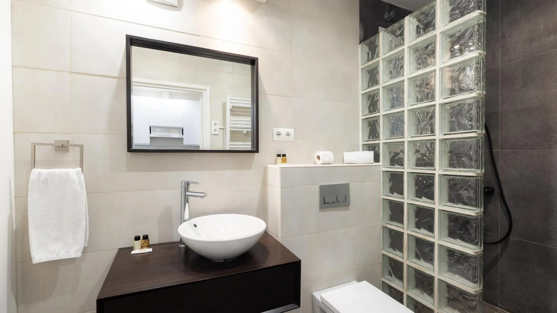 Stay U-Nique Apartments Radas Barcelona